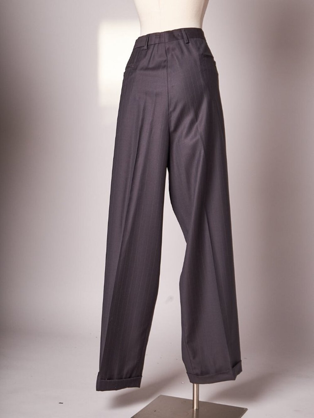 1980s Navy Blue Pin Stripe Super 120’s Suit By Riccardo
